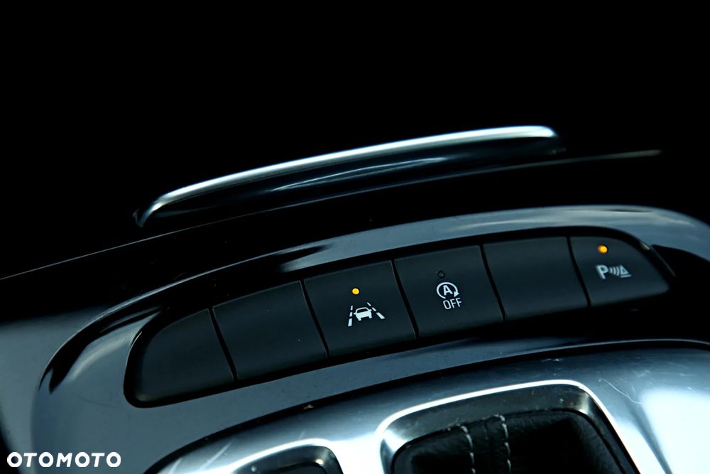 Opel Insignia 1.5 T GPF Elite S&S - 30