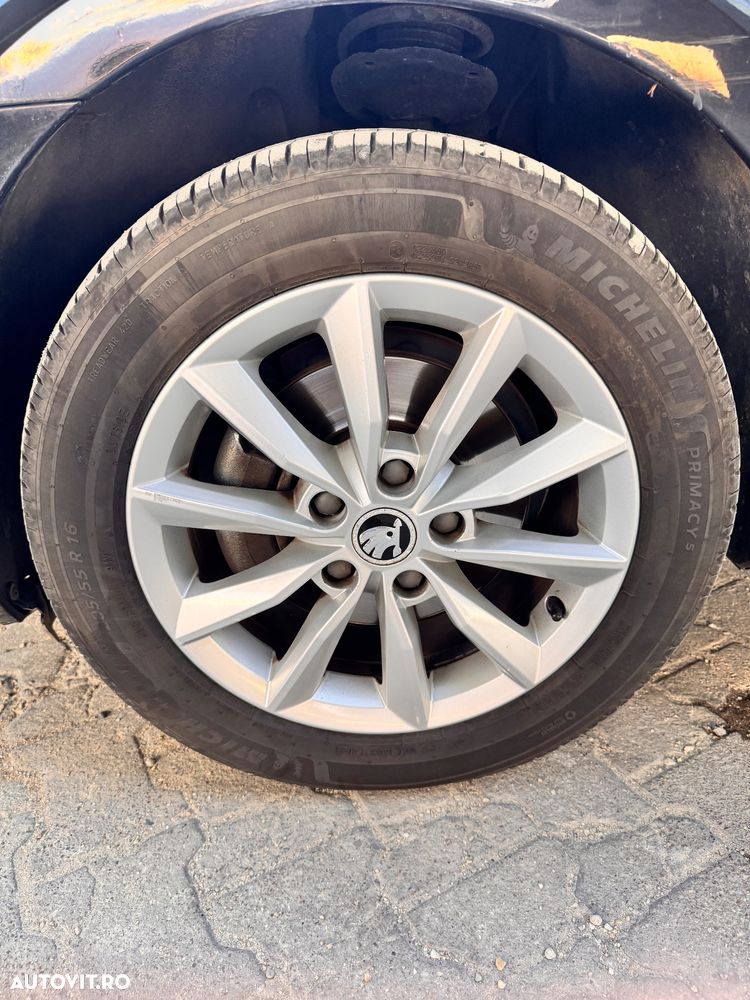 SKODA Octavia 2013 — imagine 17