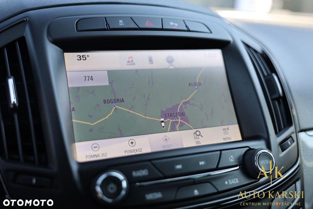 Opel Insignia - 25