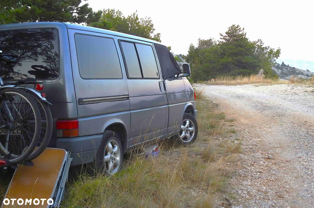 Volkswagen Multivan D - 10