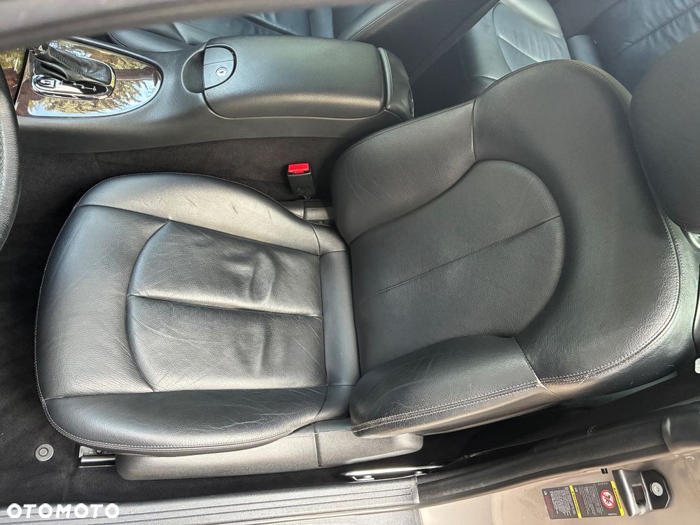 Mercedes-Benz CLK - 32