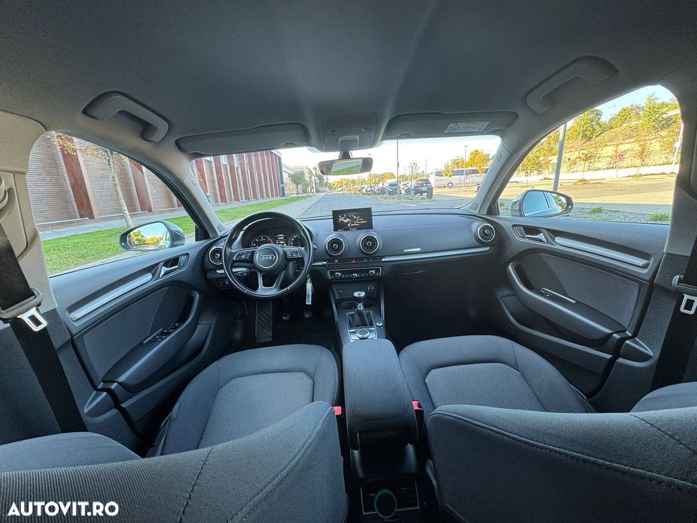 Audi A3 Sportback 1.6 30 TDI - 6