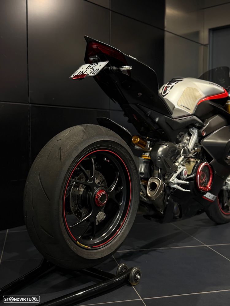 Ducati Panigale V4 S - 6