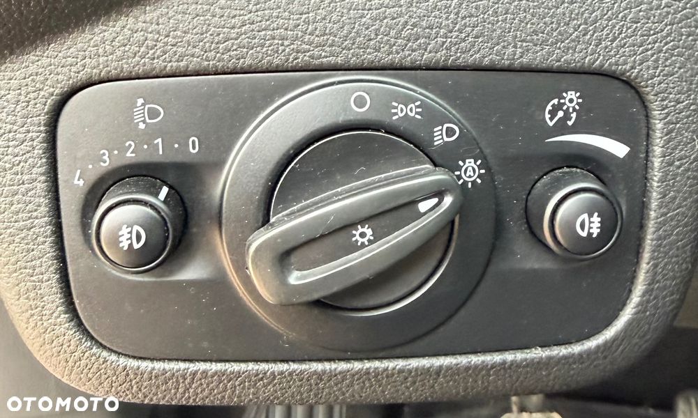 Ford C-MAX - 17