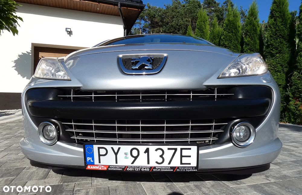 Peugeot 207 1.6 Trendy - 18