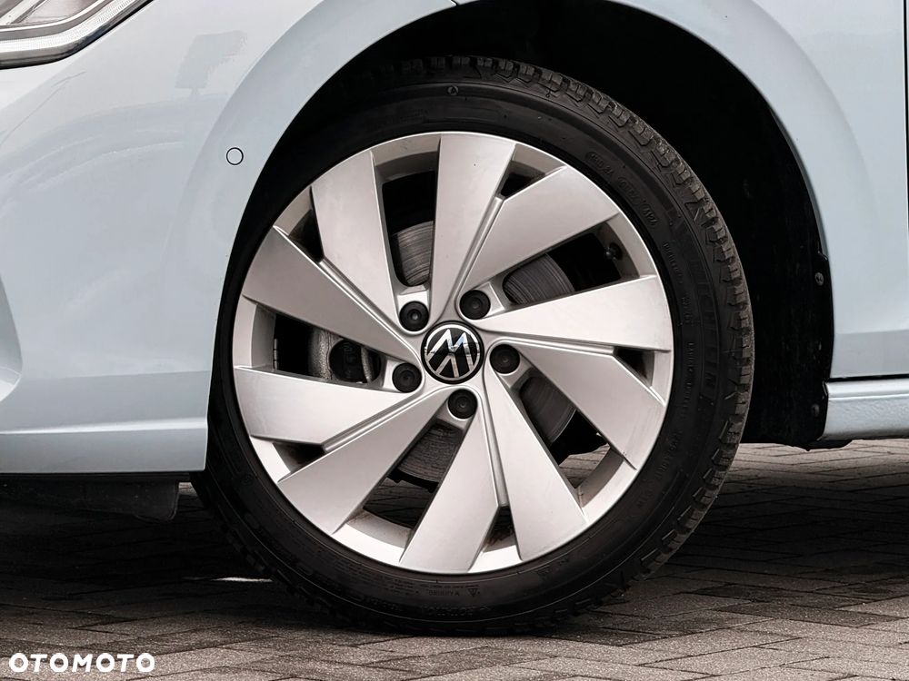 Volkswagen Golf 1.5 TSI Special Edition - 7