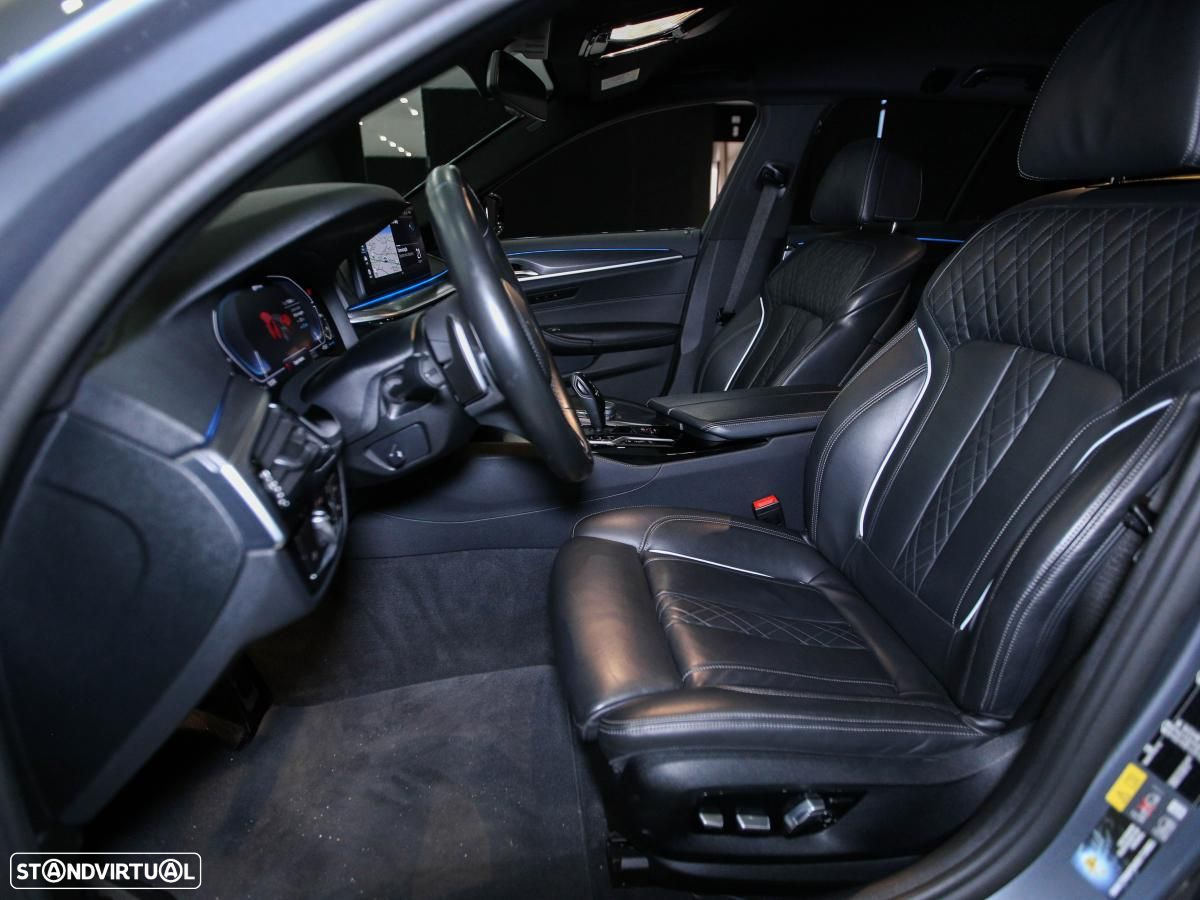 BMW 530 e Pack 50 anos M - 8