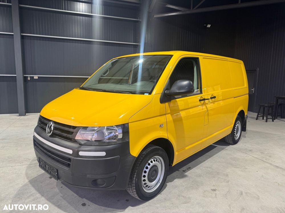 Volkswagen T5 Transporter - 2