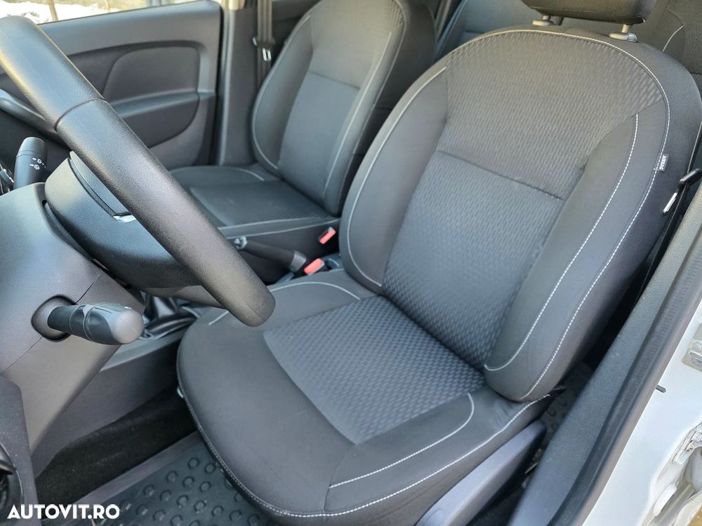 Dacia Logan 1.5 Blue dCi Prestige - 9