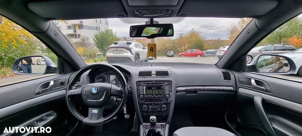 Skoda Octavia 2.0 TDI RS - 15