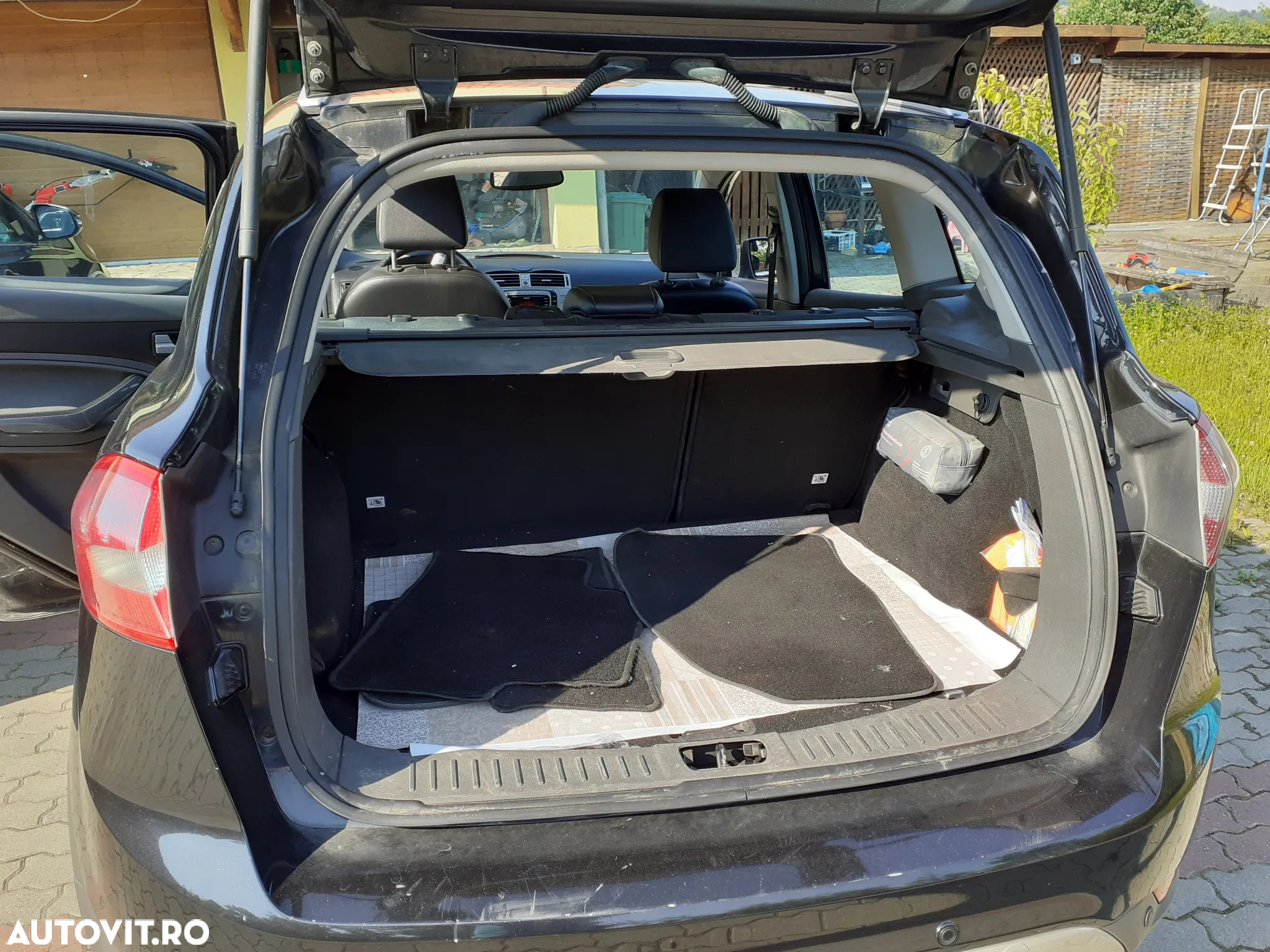 Ford Kuga - 7