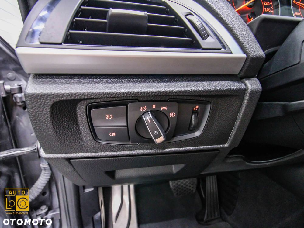 BMW Seria 2 225d Coupe Sport-Aut M Sport - 31