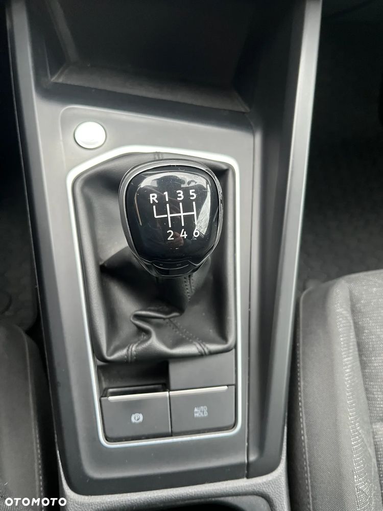 Volkswagen Golf 1.5 TSI EVO United - 16