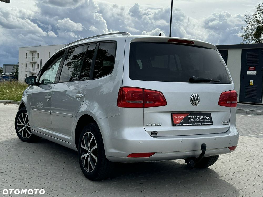 Volkswagen Touran - 7