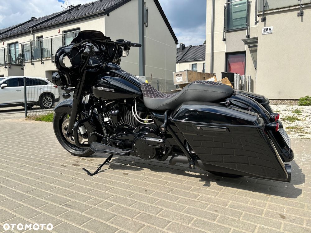 Harley-Davidson FLHXS Special - 13