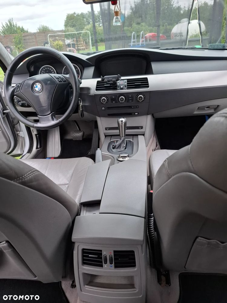 BMW Seria 5 - 12