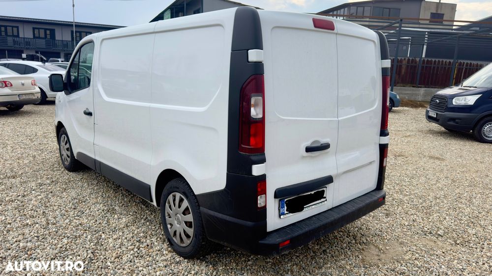 Renault Trafic - 11