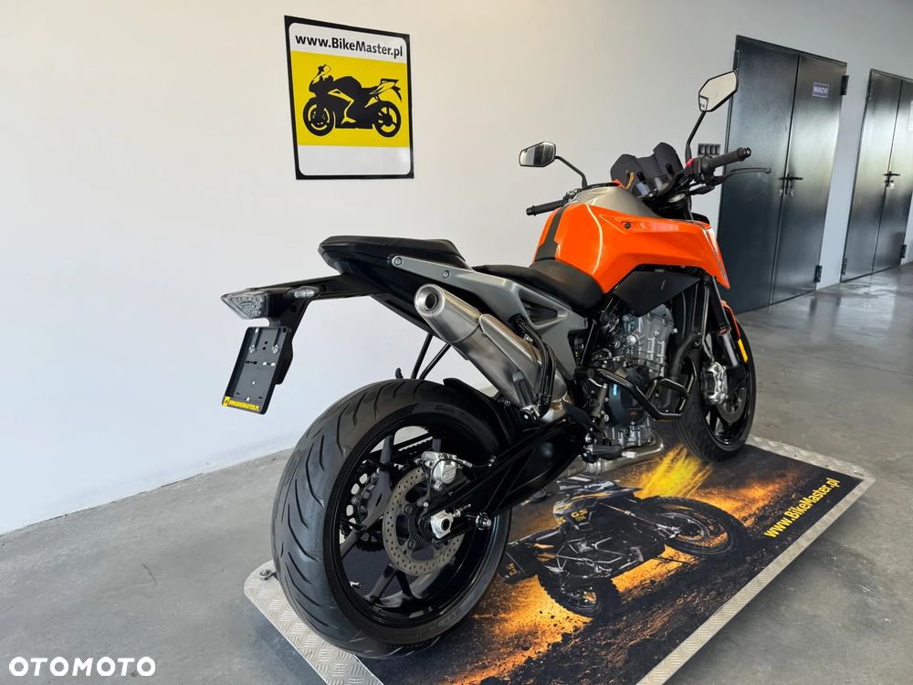 KTM Duke - 5