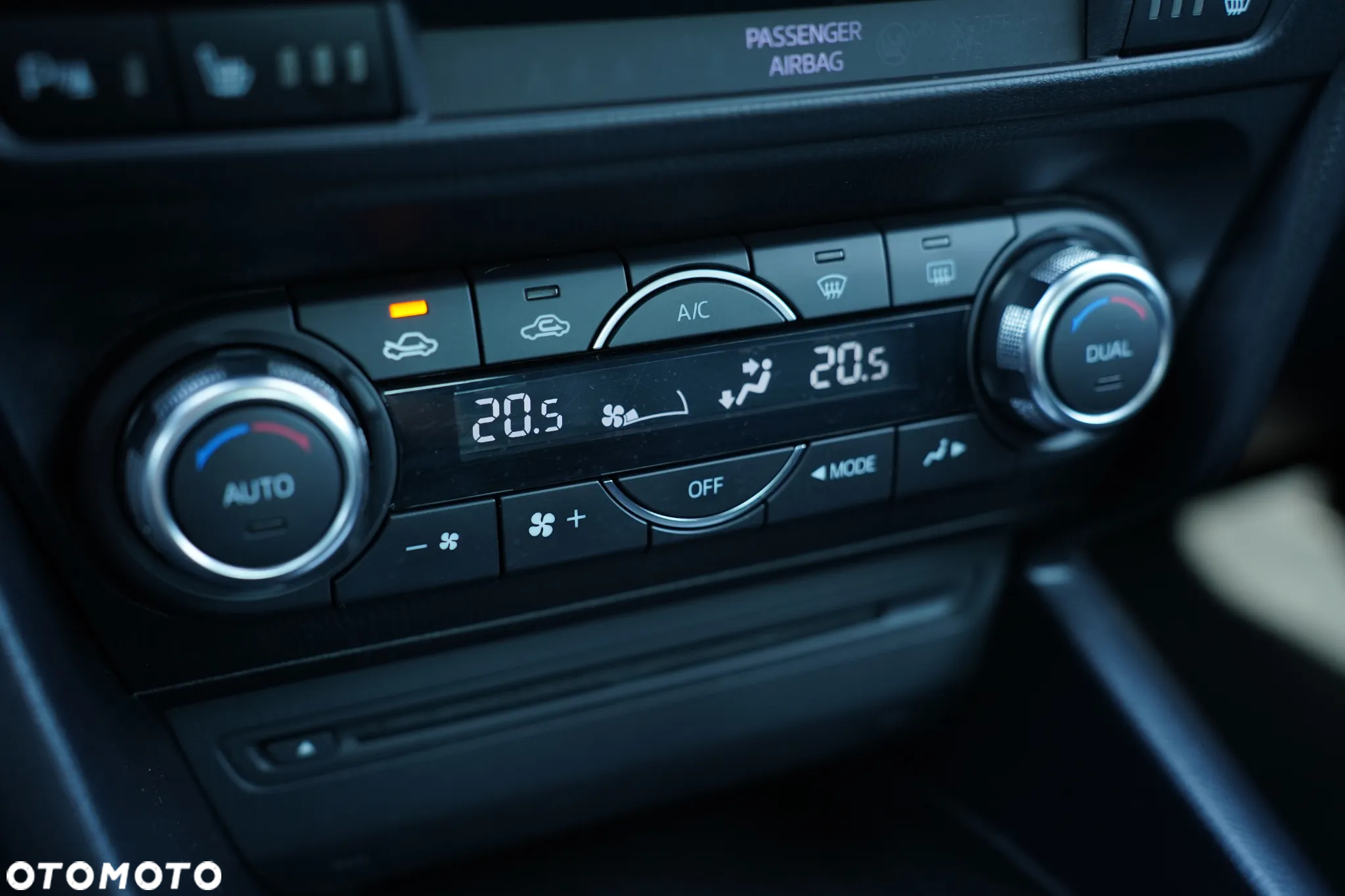 Mazda 3 SKYACTIV-G 120 Automatik Exclusive-Line - 34