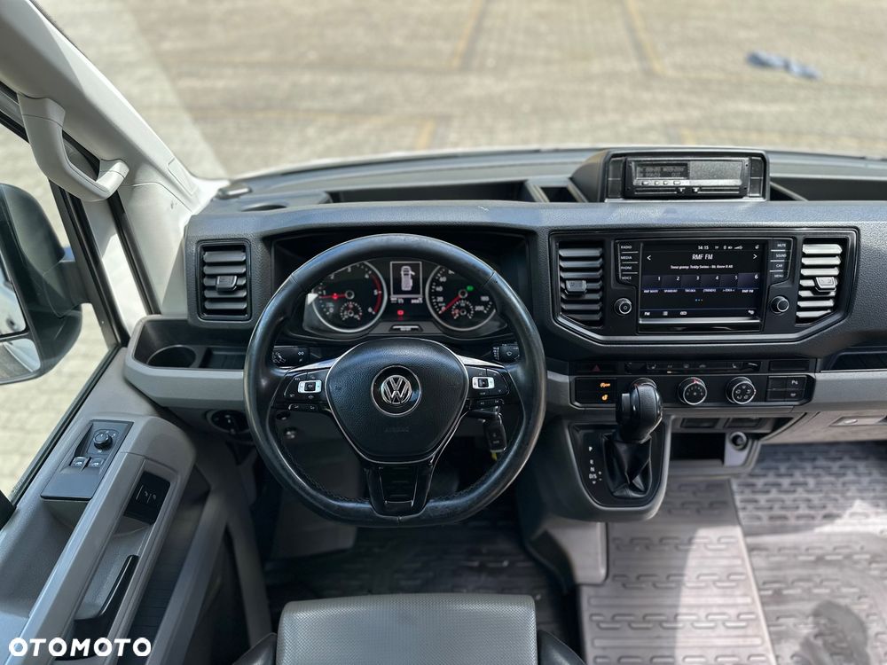 Volkswagen Crafter Brygadówka 5 osobowa - 19