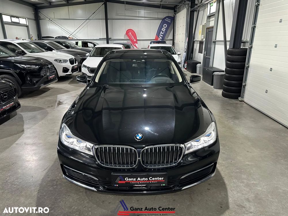 BMW Seria 7 740Le iPerformance - 40