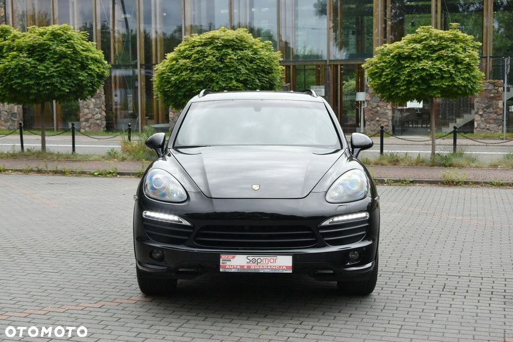 Porsche Cayenne - 10
