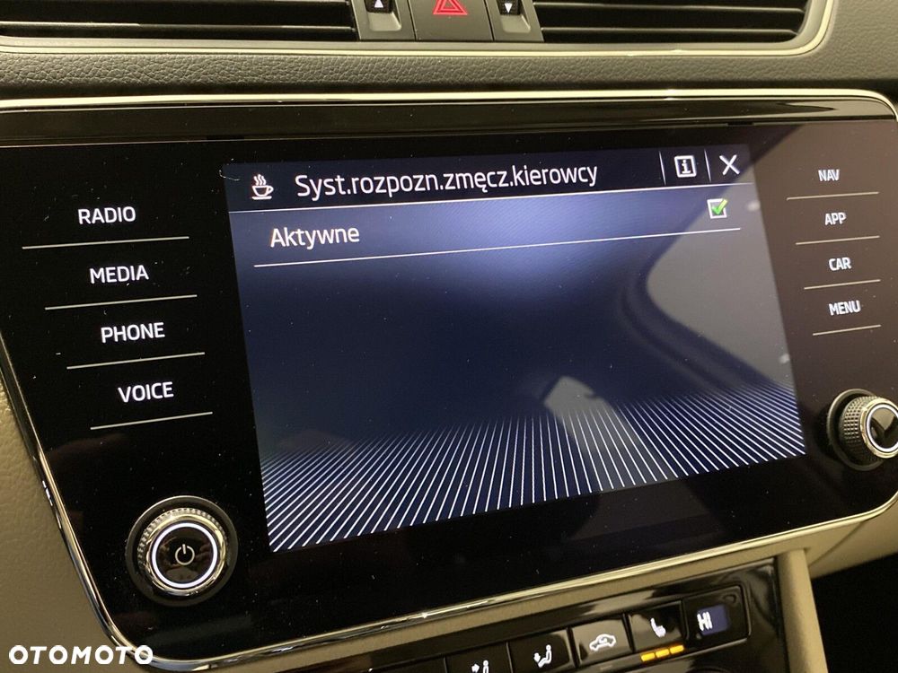 Skoda Superb 2.0 TDI SCR 4x4 Style DSG - 39