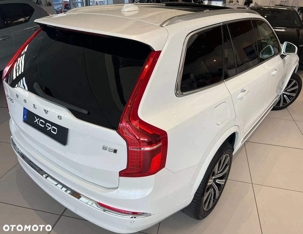 Volvo XC 90 B5 D AWD Ultimate Dark - 12