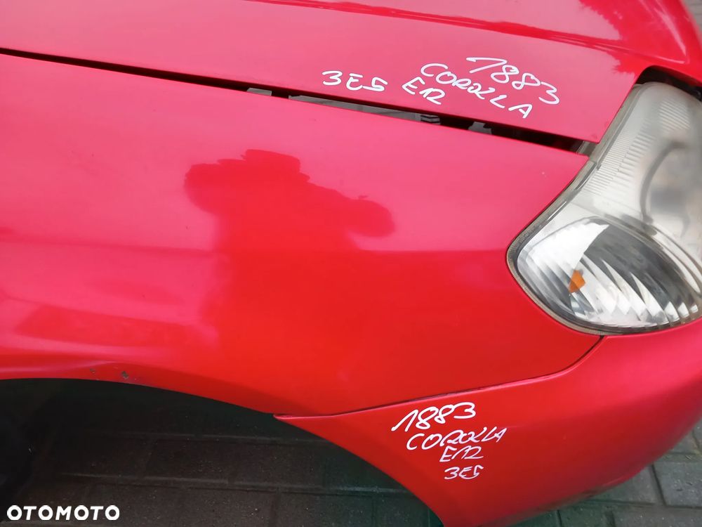TOYOTA COROLLA E12 BŁOTNIK PRAWY PRZEDNI PRAWY PRZÓD KOLOR: 3E5 - 3