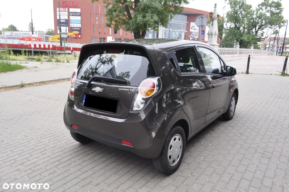 Chevrolet Spark - 4