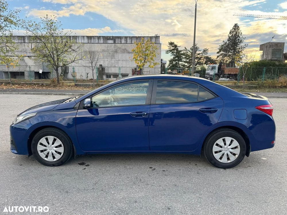 Toyota Corolla - 3