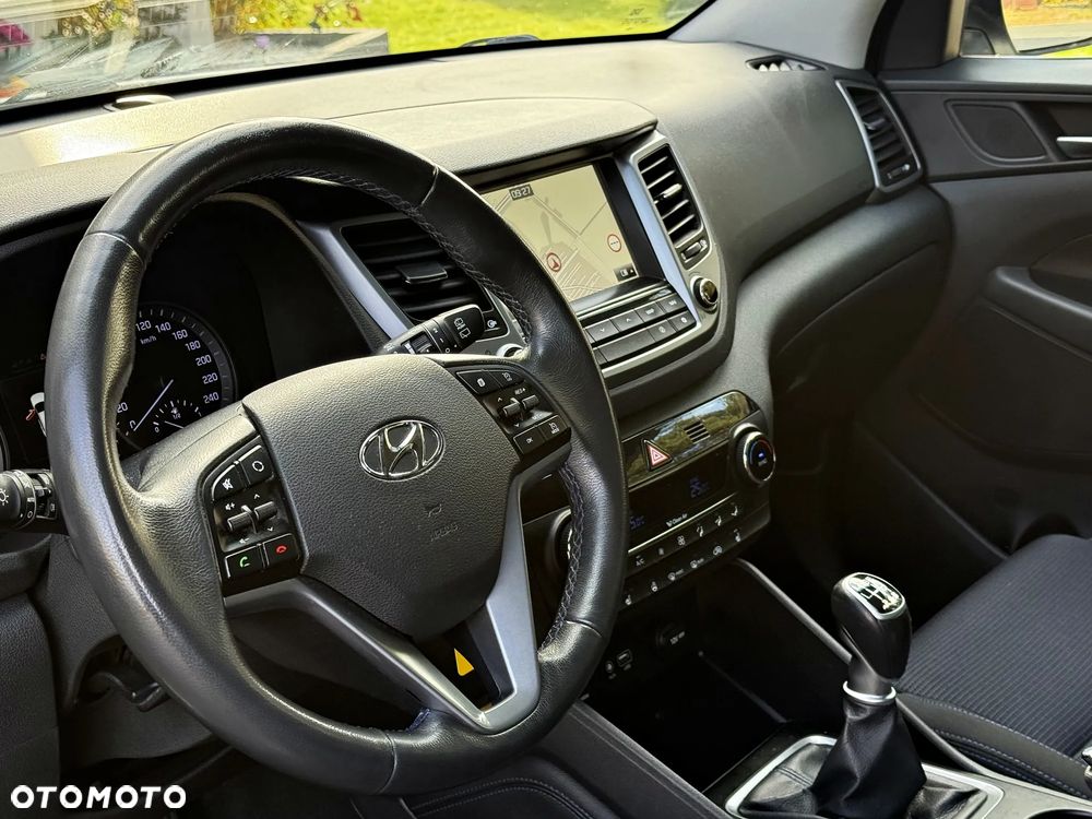 Hyundai Tucson blue 1.7 CRDi 2WD Style - 12