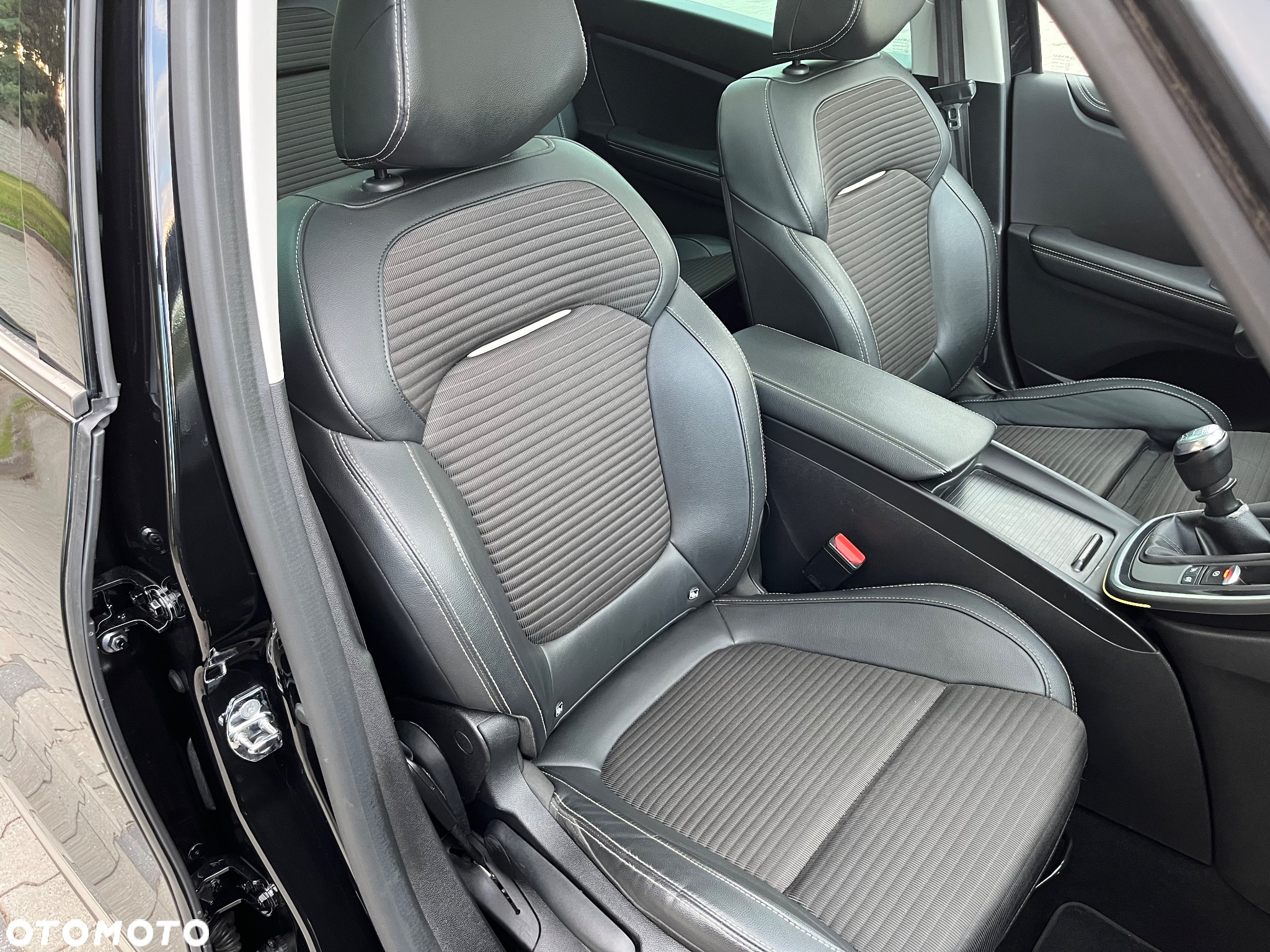 Renault Grand Scenic - 11