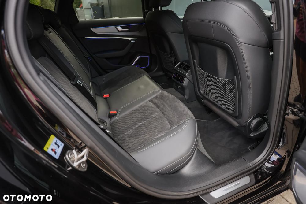 Audi A6 Avant 40 TDI quattro S tronic S line - 24