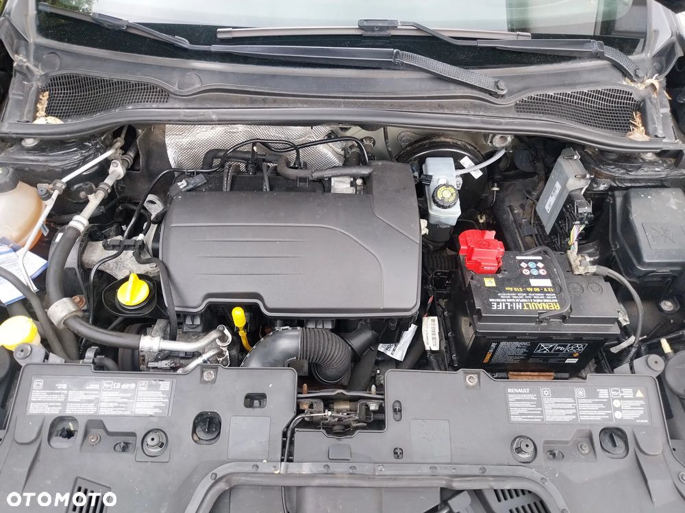 Renault Clio 1.2 16V 75 LIMITED - 11