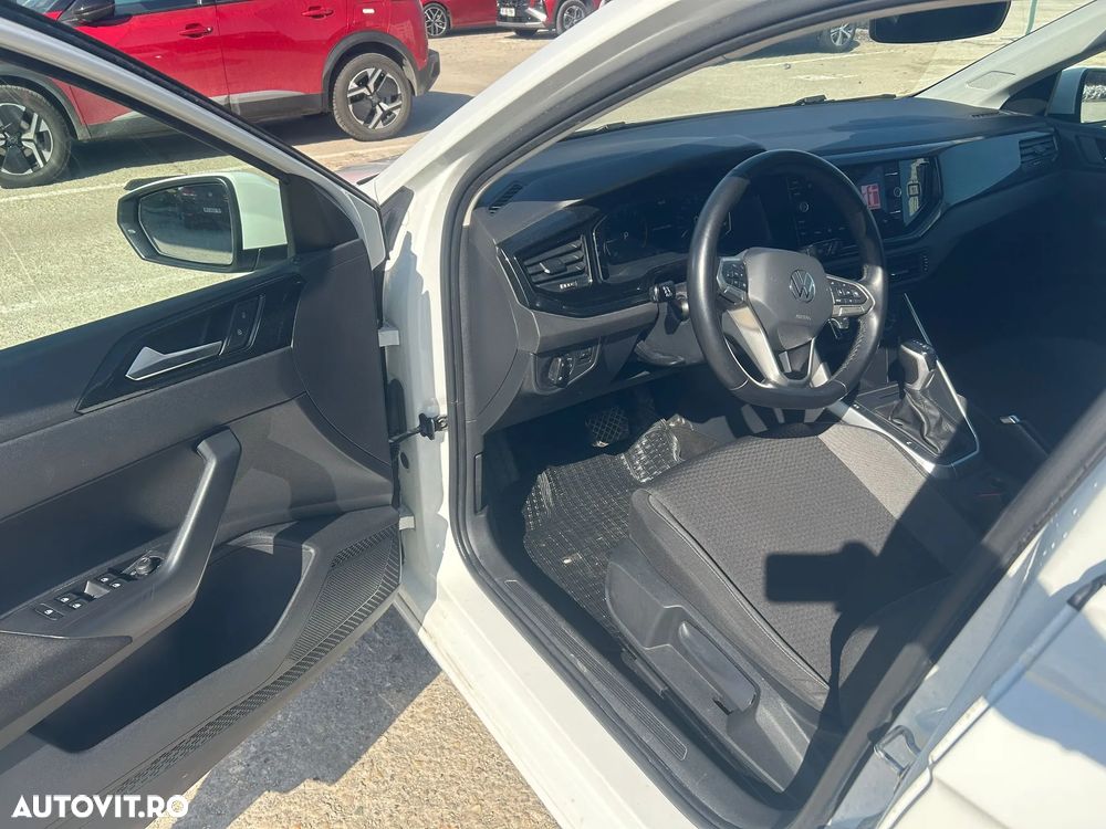 Volkswagen Polo 1.0 TSI DSG Life - 17