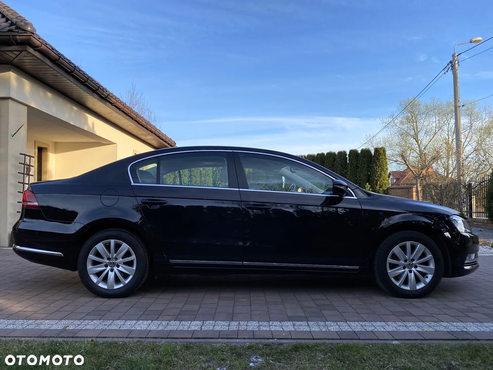Volkswagen Passat 1.6 TDI Comfortline - 8