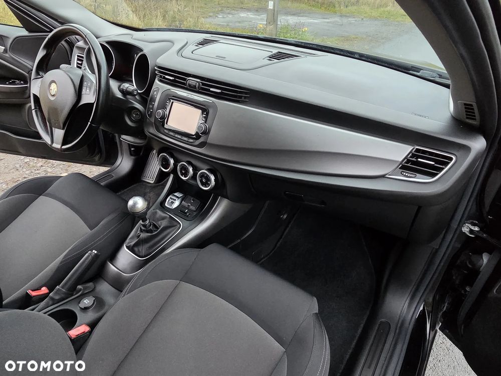 Alfa Romeo Giulietta - 14