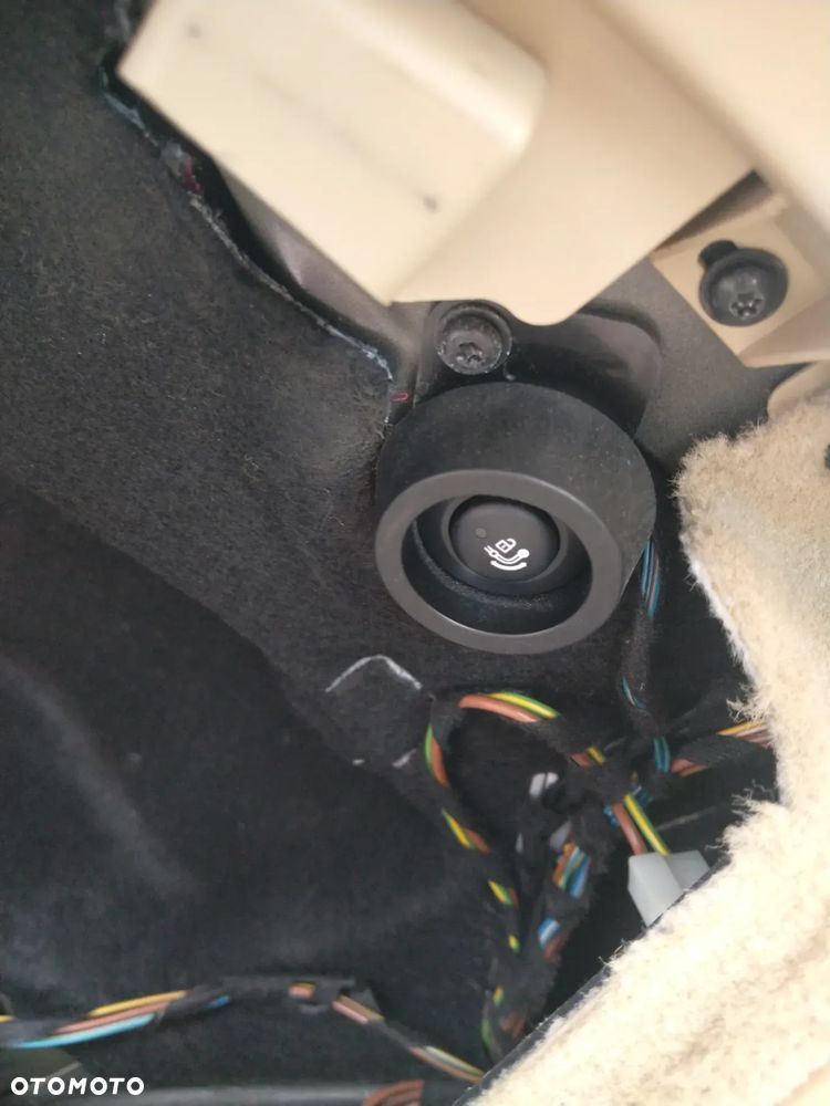 BMW Seria 3 318d DPF Touring - 30