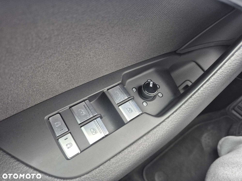Audi A6 Avant 50 TDI mHEV Quattro Sport Tiptronic - 15