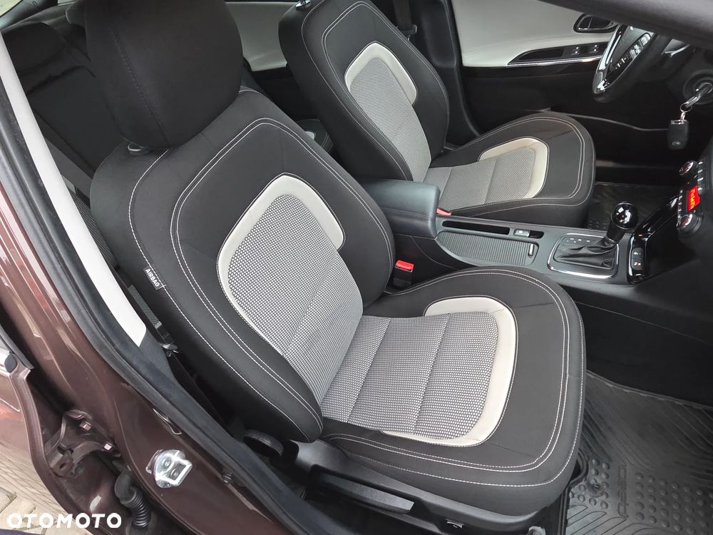 Kia Ceed 1.6 GDI DCT Platinum Edition - 14