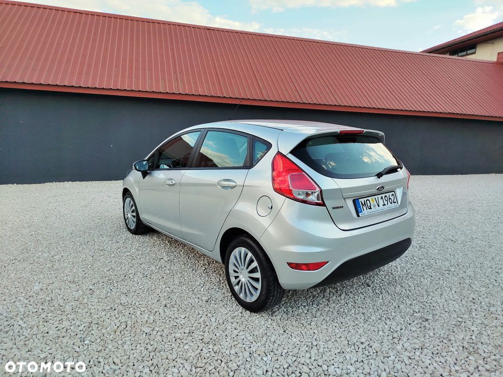 Ford Fiesta - 26