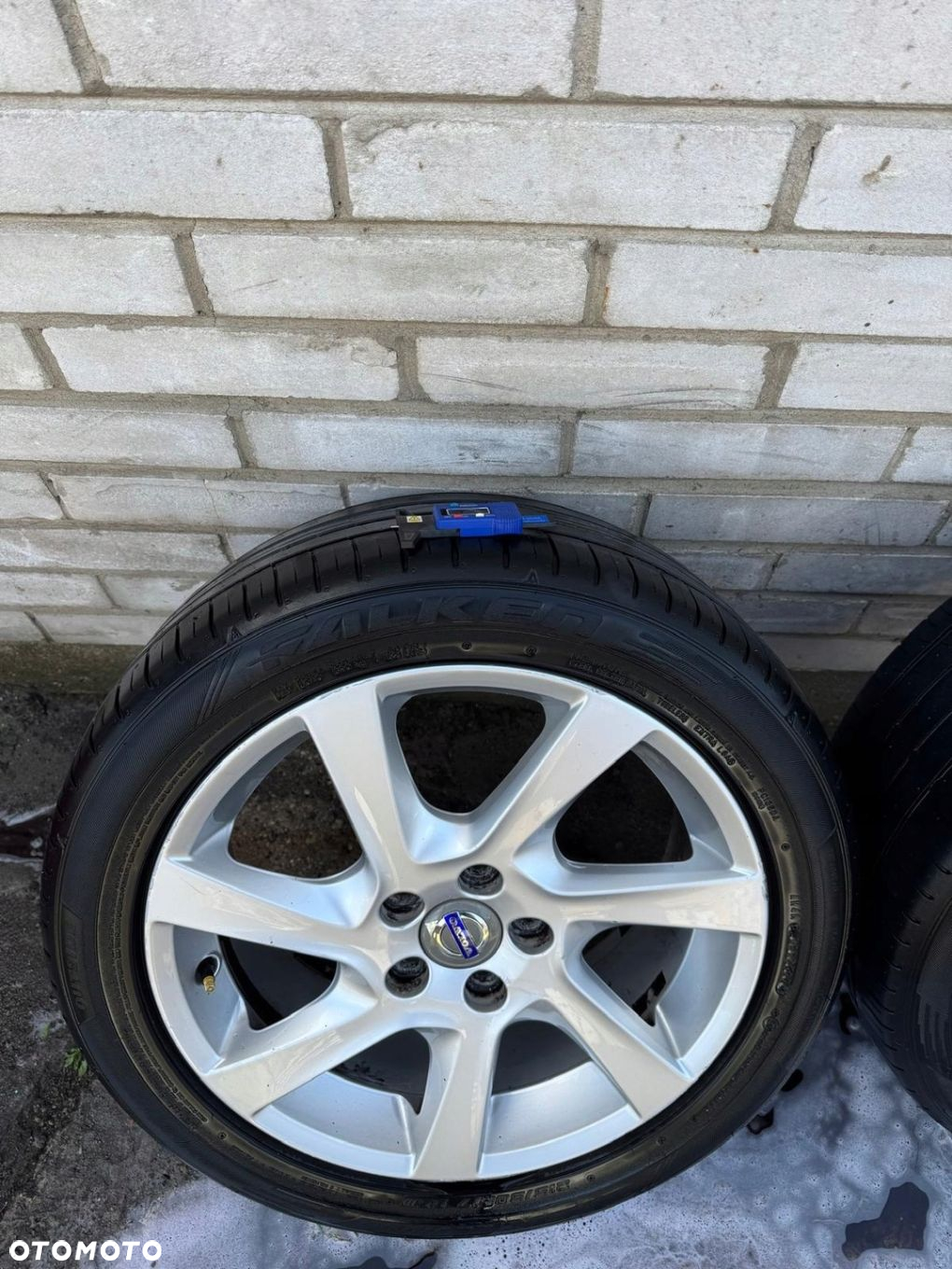 KOŁA FELGI OPONY VOLVO V60 S60 II 2013-2018 215/50 R17 31400291 5X108 - 2
