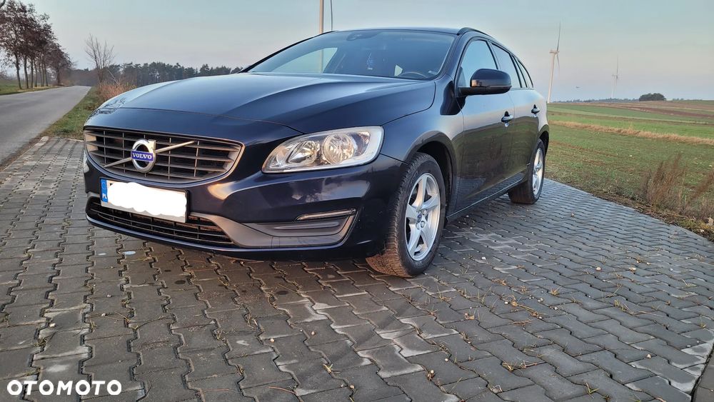 Volvo V60 D2 Drive-E Kinetic - 1