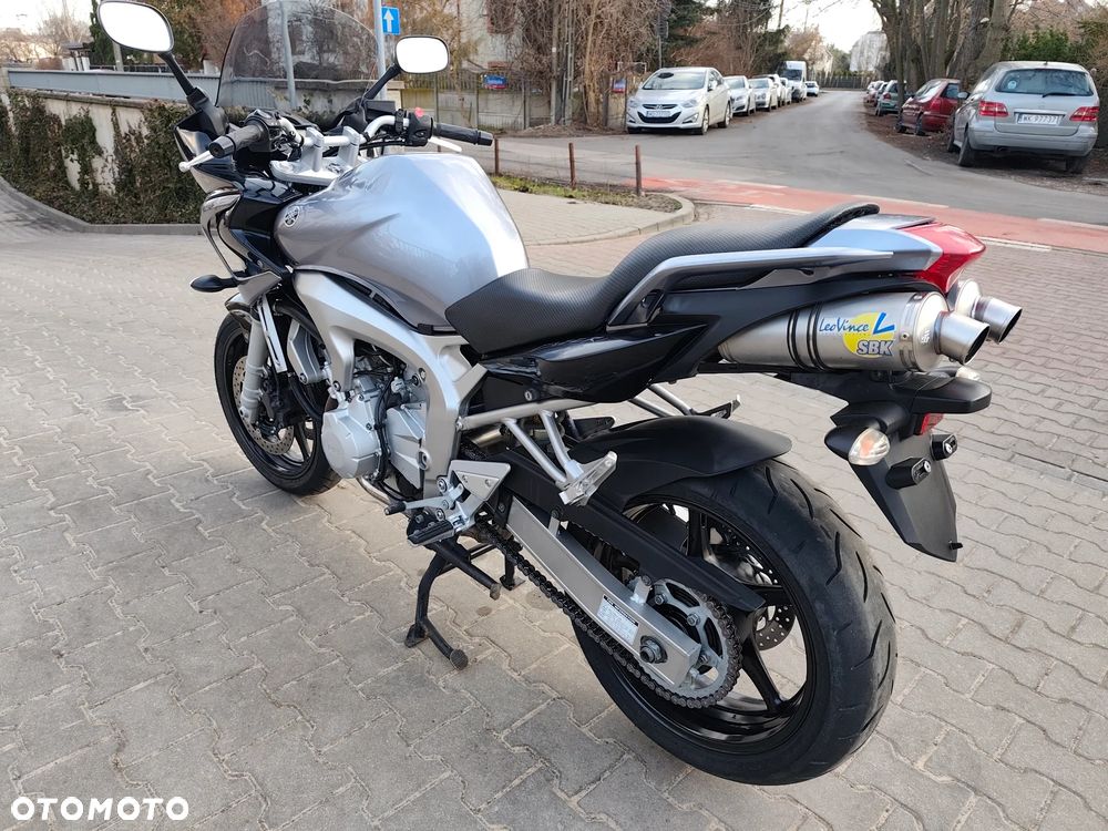 Yamaha FZ6 - 6