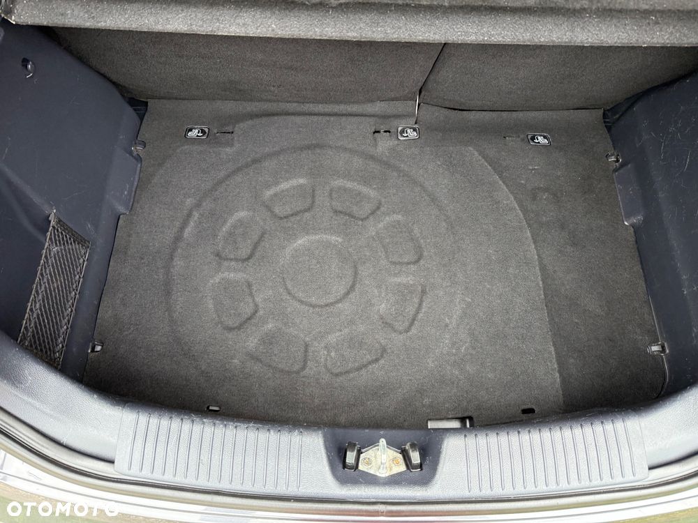 Kia Rio 1.2 Dream-Team Edition - 28