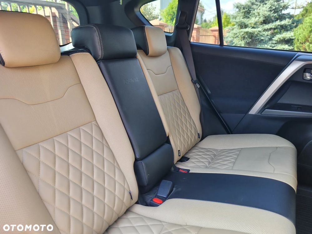 Toyota RAV4 Hybrid Prestige 4x4 - 9