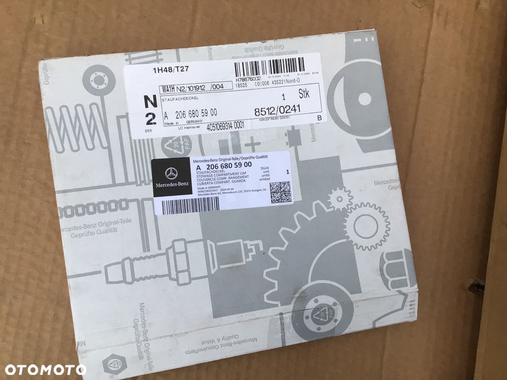 Tapicerka konsola Dekor Mercedes C-klasa 206 Carbon - 6