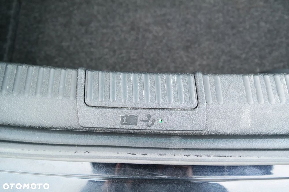 Skoda Superb 2.0 TSI L&K DSG - 15