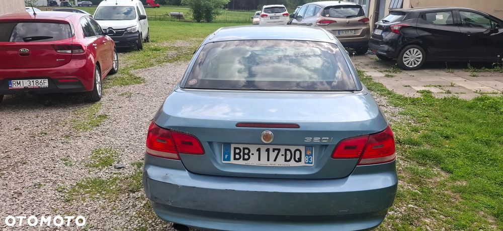 BMW Seria 3 320i - 4